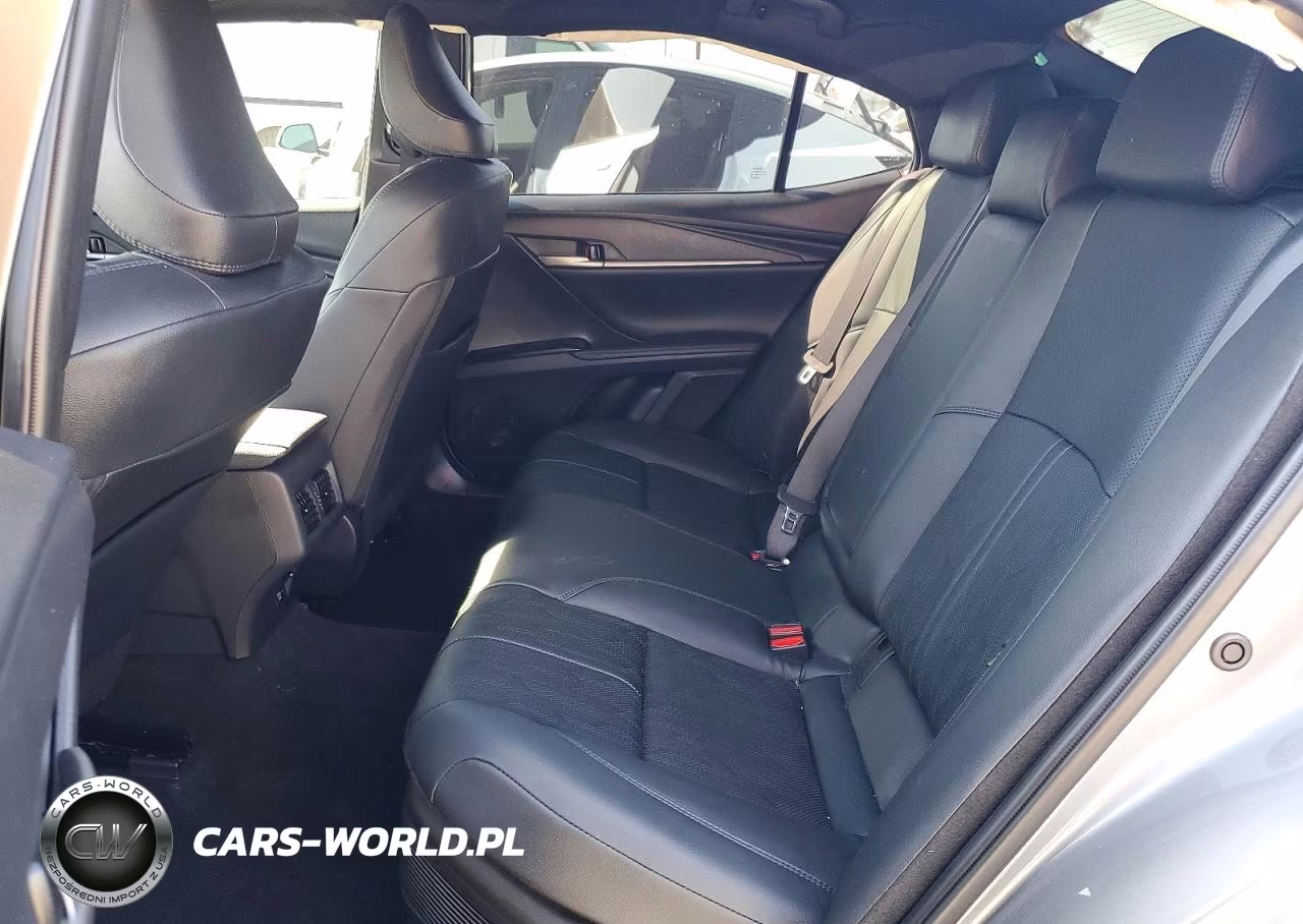 2026 Toyota Camry Xse VIN:4T1DAACK9TU296646 - 10
