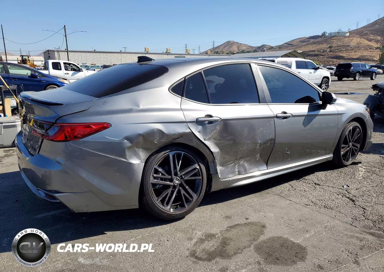 2026 Toyota Camry Xse VIN:4T1DAACK9TU296646 - 3