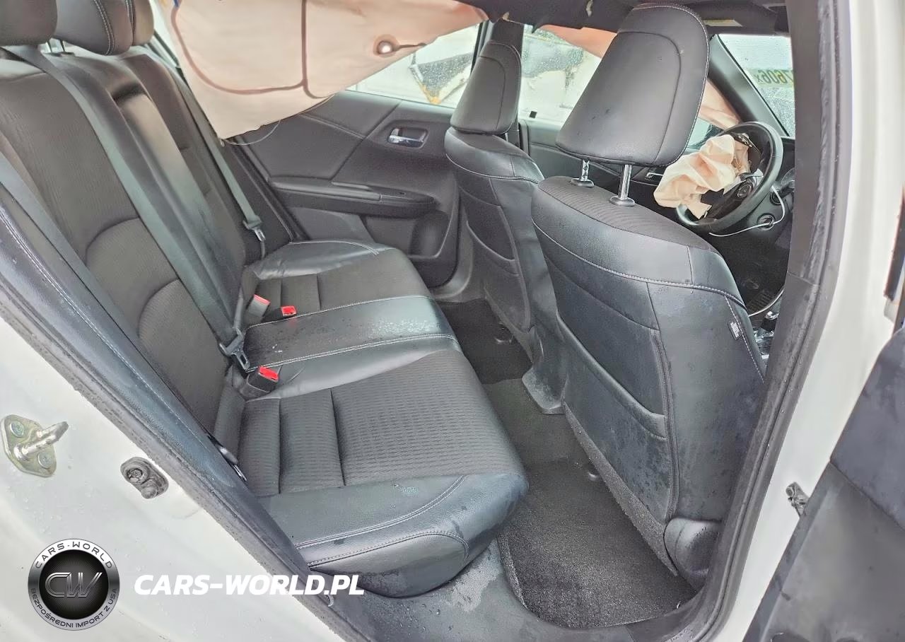 2016 Honda Accord Sport VIN:1HGCR2F5XGA093794 - 10