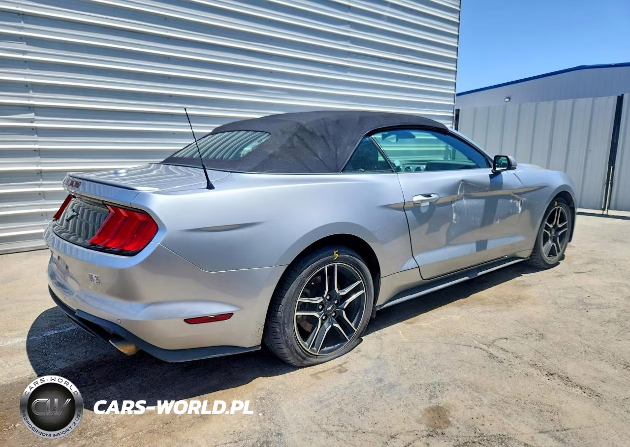 2023 Ford Mustang VIN:1FATP8UH2P5111577 - 3