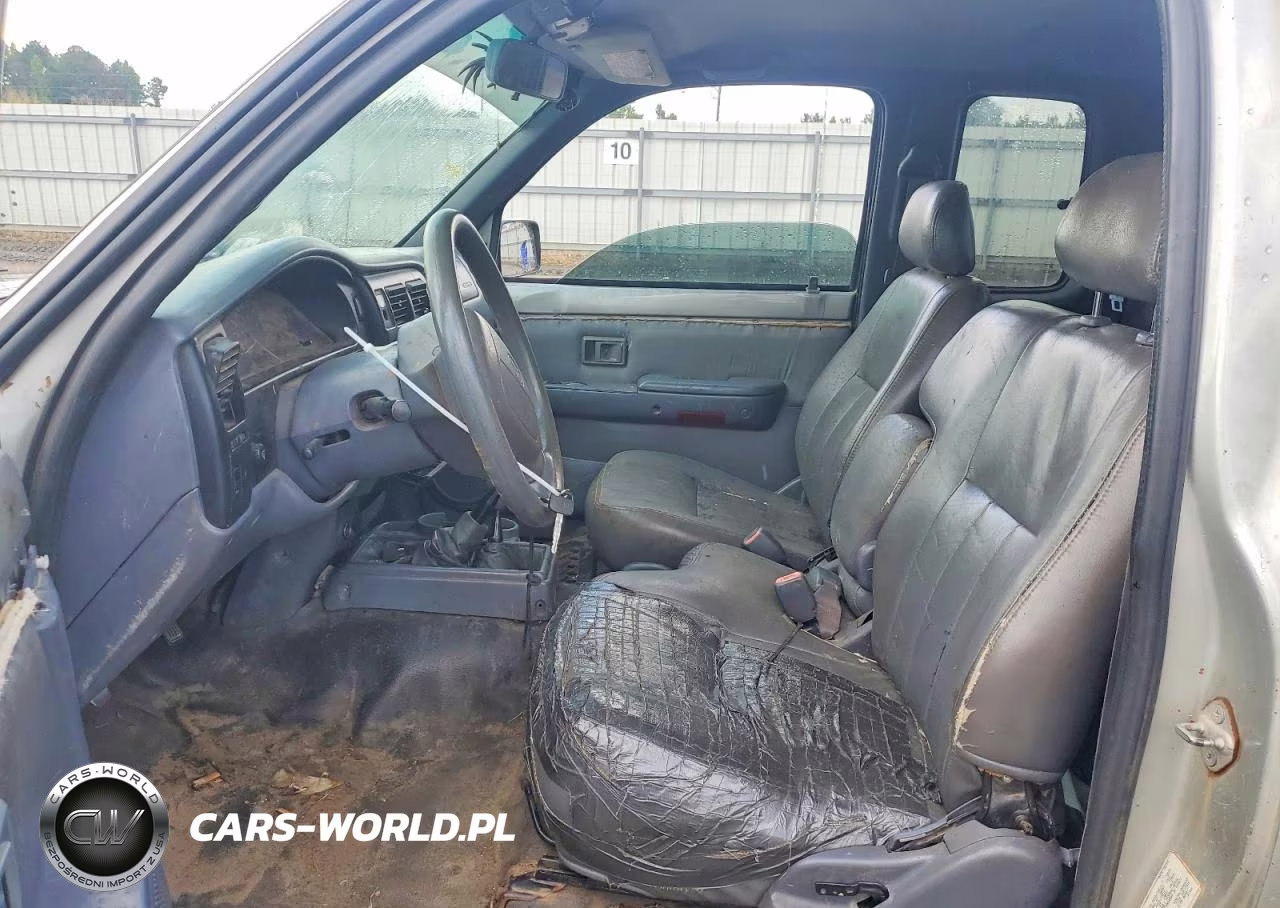 2000 Toyota Tacoma Xtracab VIN:4TAWN72N2YZ661920 - 7