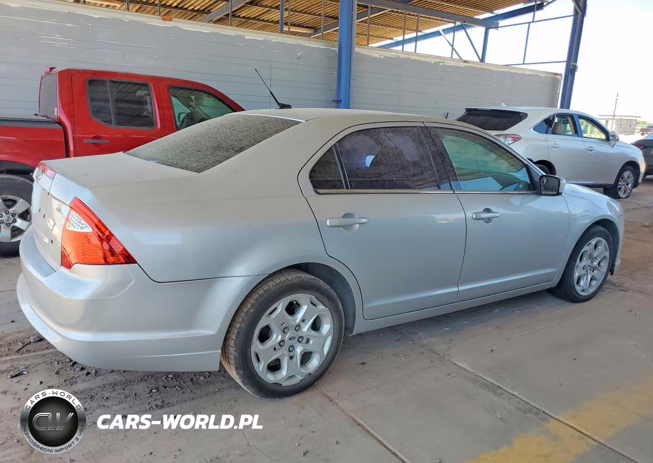 2010 Suzi-Suzuki Fusion Se VIN:3FAHP0HA5AR266813 - 3
