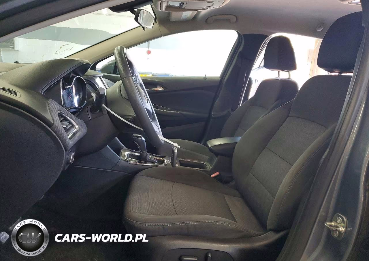 2018 Chevrolet Cruze Lt VIN:1G1BE5SM1J7243308 - 7