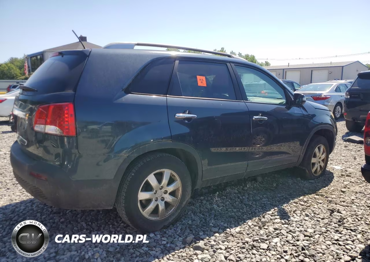 2011 Kia Sorento Lx VIN:5XYKT4A1XBG089281 - 3