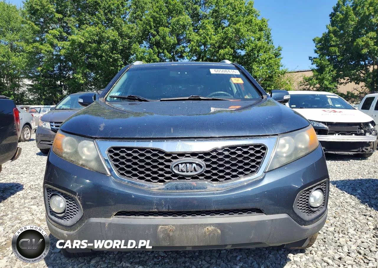 2011 Kia Sorento Lx VIN:5XYKT4A1XBG089281 - 5