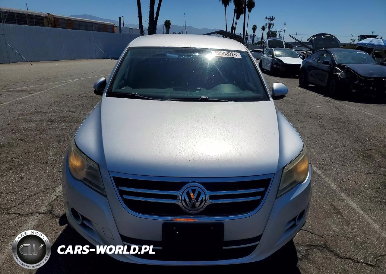 2011 Volkswagen Tiguan S VIN:WVGAV7AX4BW538268 - 5