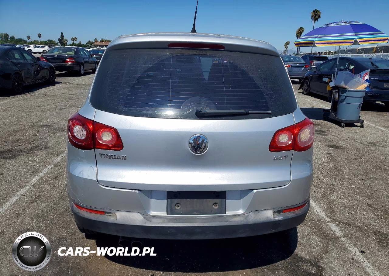 2011 Volkswagen Tiguan S VIN:WVGAV7AX4BW538268 - 6