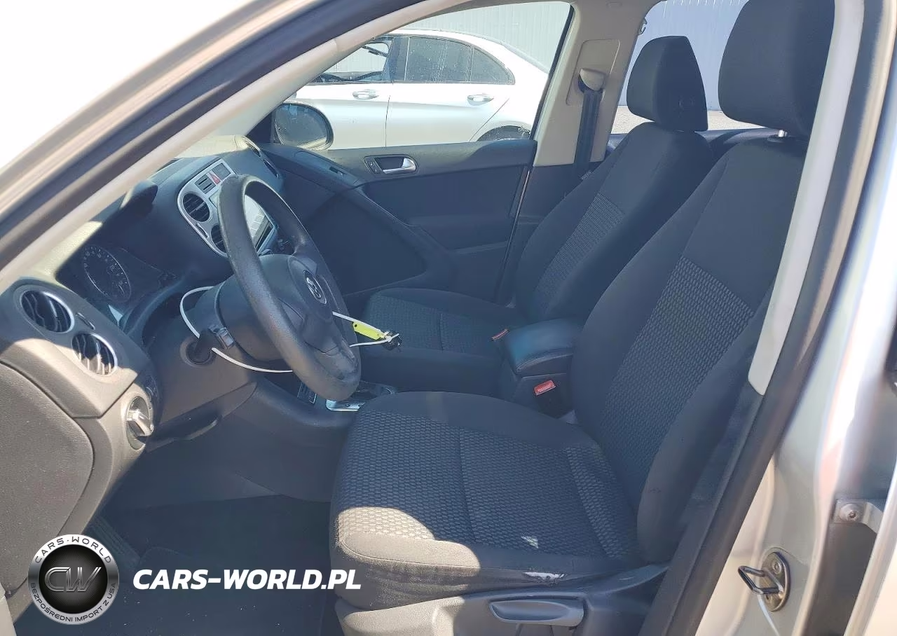2011 Volkswagen Tiguan S VIN:WVGAV7AX4BW538268 - 7