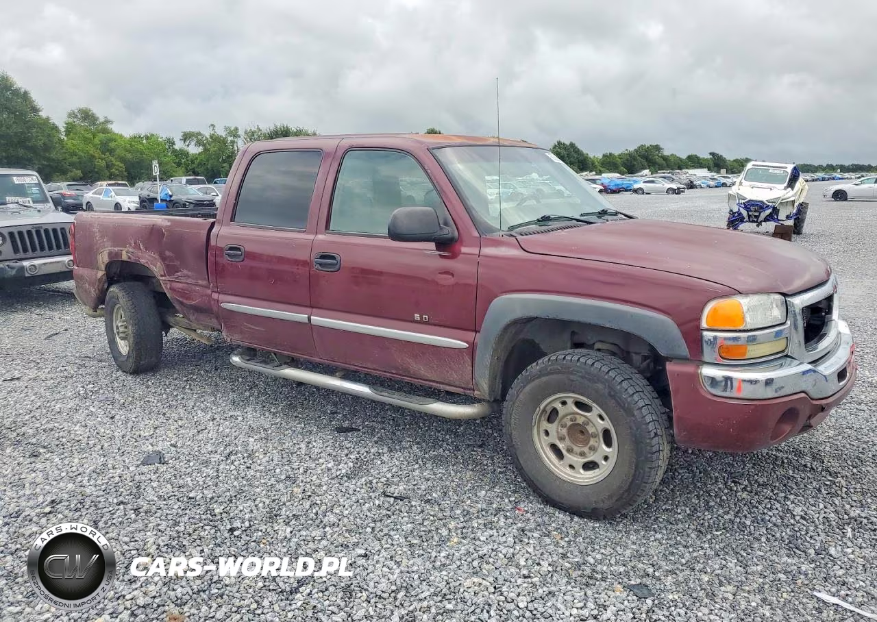 2003 GMC Sierra C1500 Heavy Duty VIN:1GTGC13UX3F124336 - 4