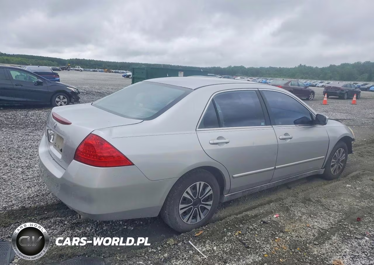 2006 Honda Accord Lx VIN:3HGCM564X6G702972 - 3