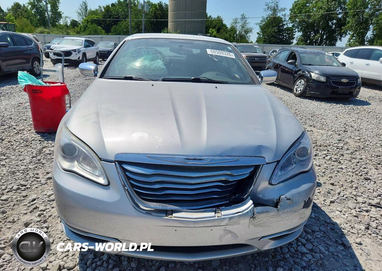 2011 Chrysler 200 Limited Fwd VIN:1C3BC7EGXBN581130 - 5