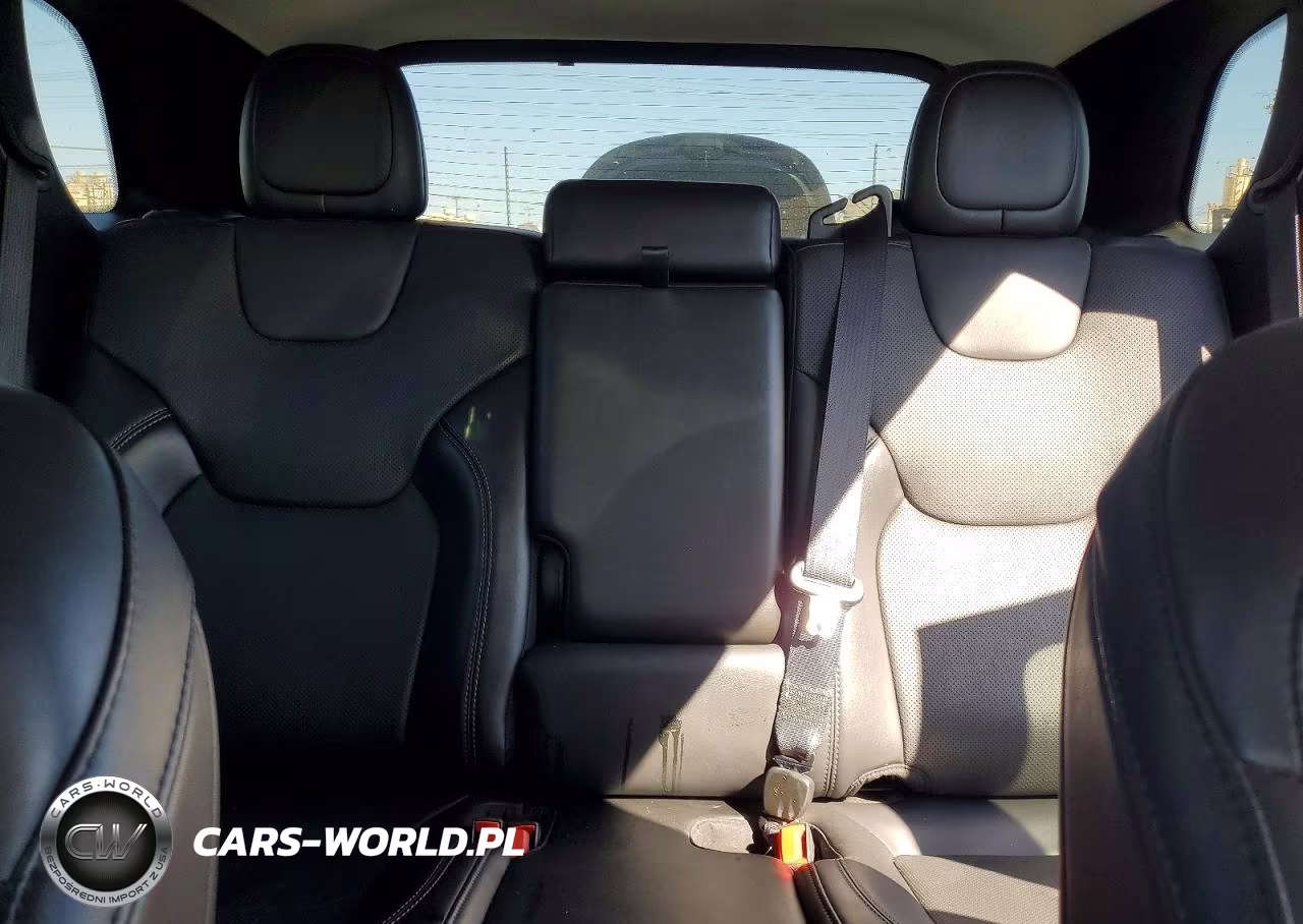 2021 Jeep Cherokee Latitude Lux VIN:1C4PJLMX3MD227394 - 10