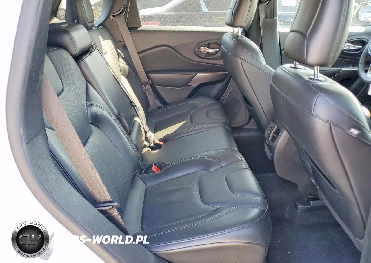 2021 Jeep Cherokee Latitude Lux VIN:1C4PJLMX3MD227394 - 11