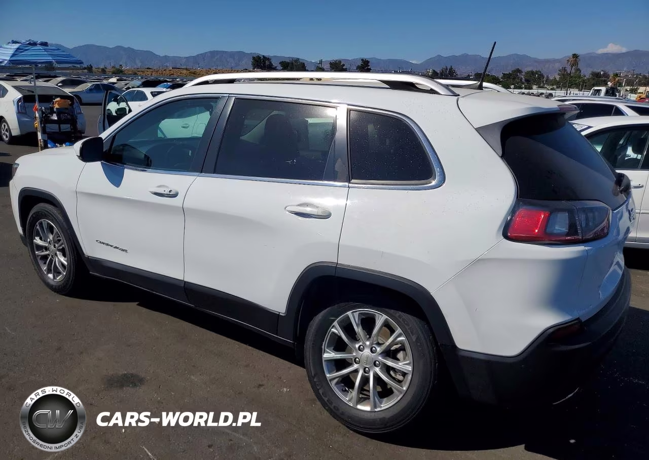 2021 Jeep Cherokee Latitude Lux VIN:1C4PJLMX3MD227394 - 2
