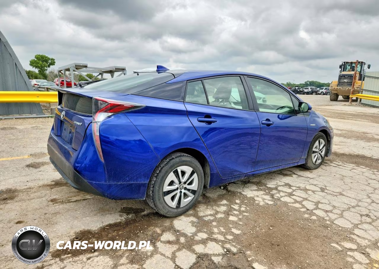 2016 Toyota Prius Three VIN:JTDKARFU3G3508573 - 3