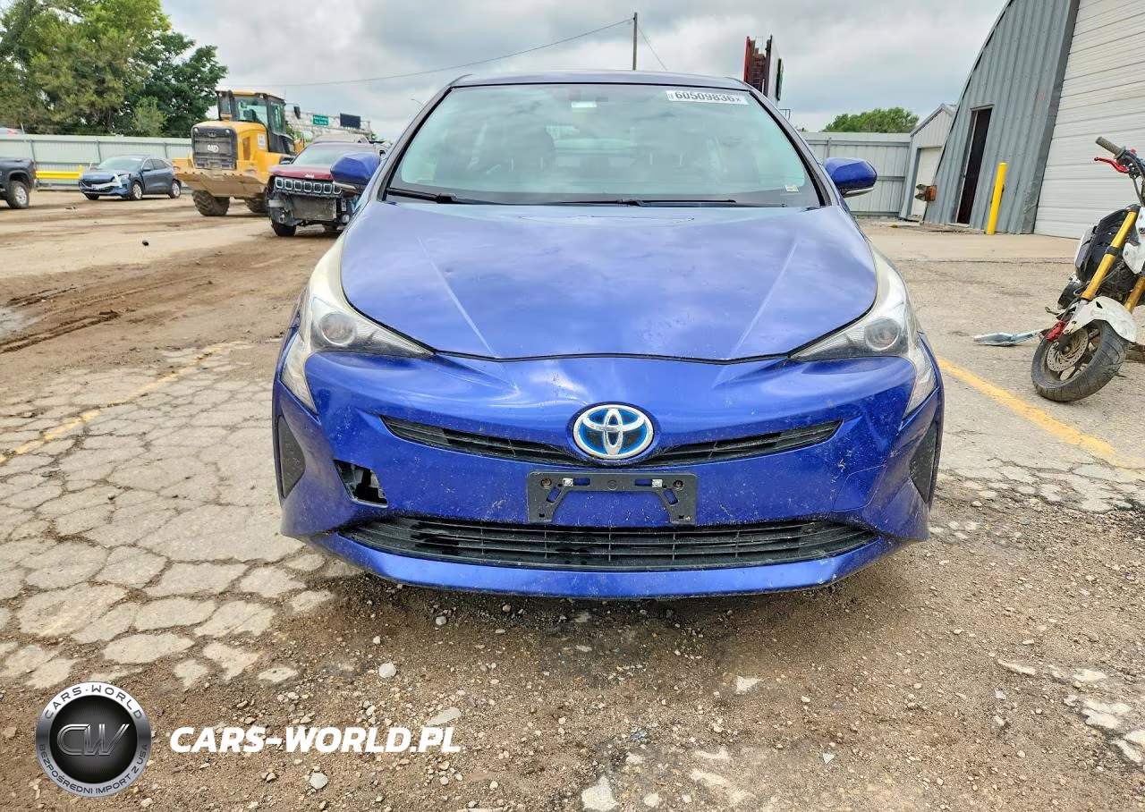 2016 Toyota Prius Three VIN:JTDKARFU3G3508573 - 5