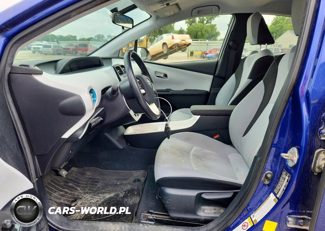 2016 Toyota Prius Three VIN:JTDKARFU3G3508573 - 7