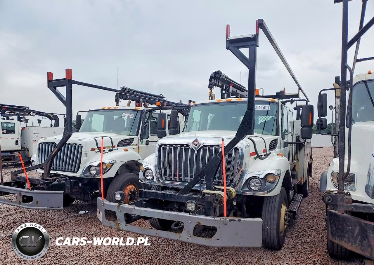 2014 International 7300 Crane Truck