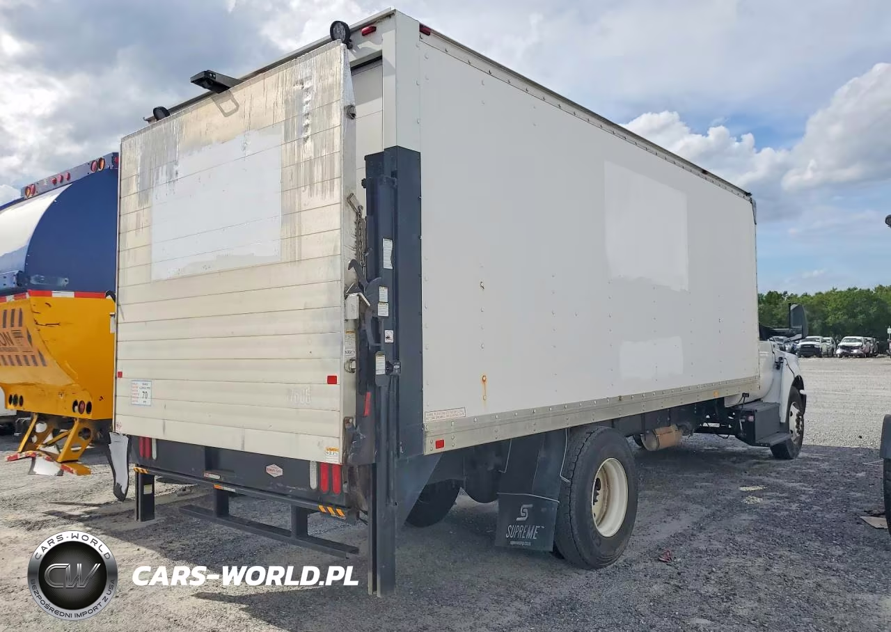 2017 Ford F650 Super Duty Box Truck VIN:1FDNF6AY7HDB04867 - 3