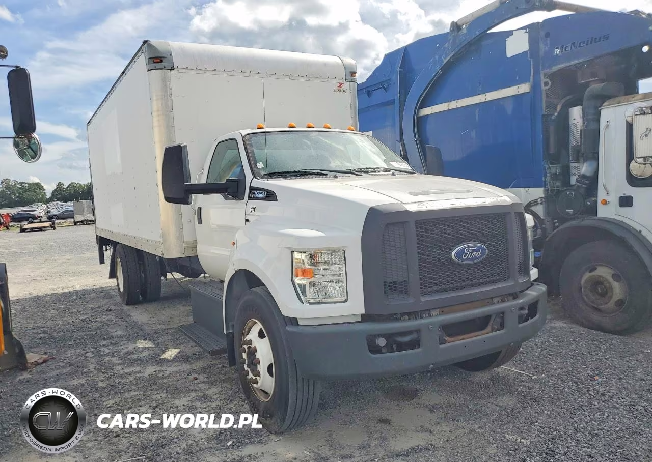2017 Ford F650 Super Duty Box Truck VIN:1FDNF6AY7HDB04867 - 4
