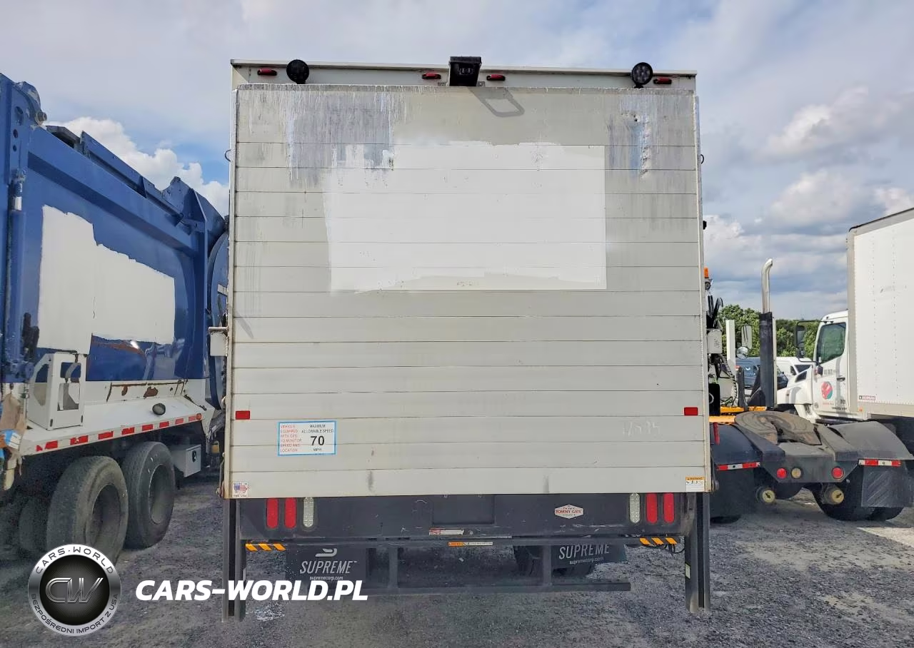 2017 Ford F650 Super Duty Box Truck VIN:1FDNF6AY7HDB04867 - 6