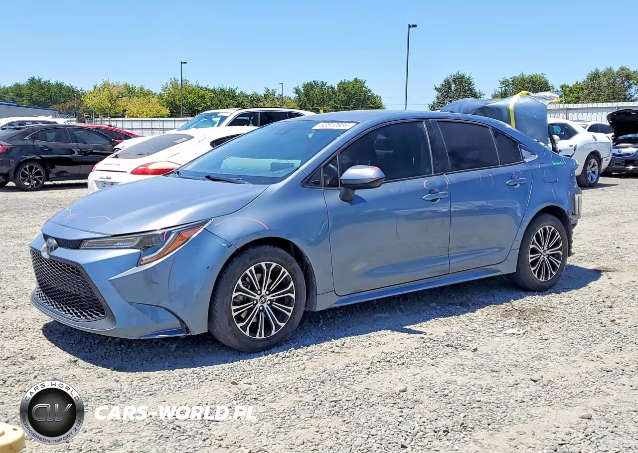 2020 Toyota Corolla Le – zdjęcie 1 z 13