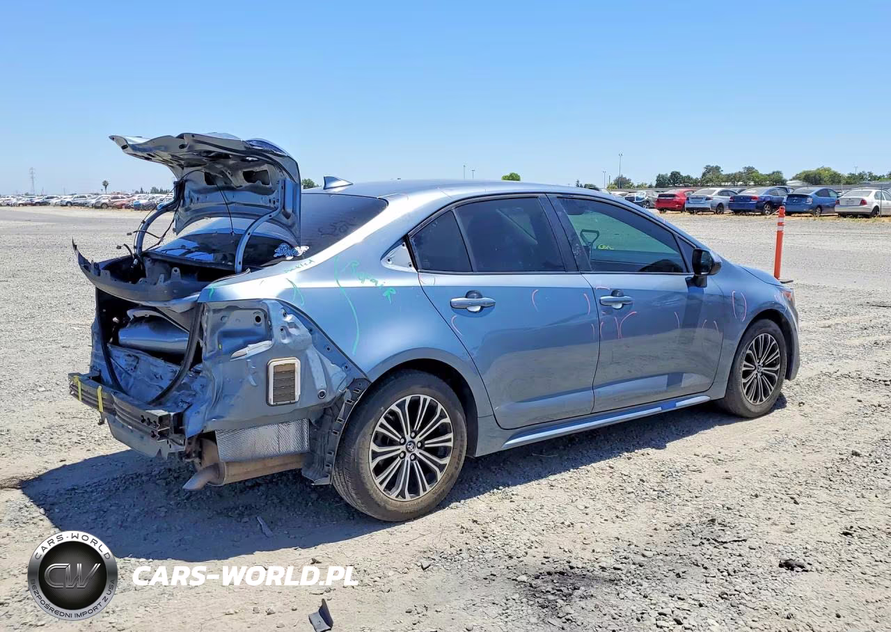 2020 Toyota Corolla Le VIN:JTDEPRAE0LJ101795 - 3