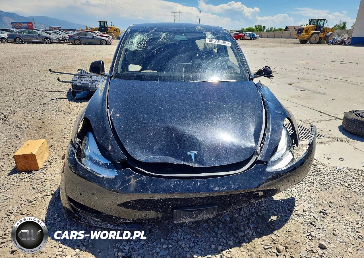 2021 Tesla Model Y VIN:5YJYGDEE4MF080548 - 5