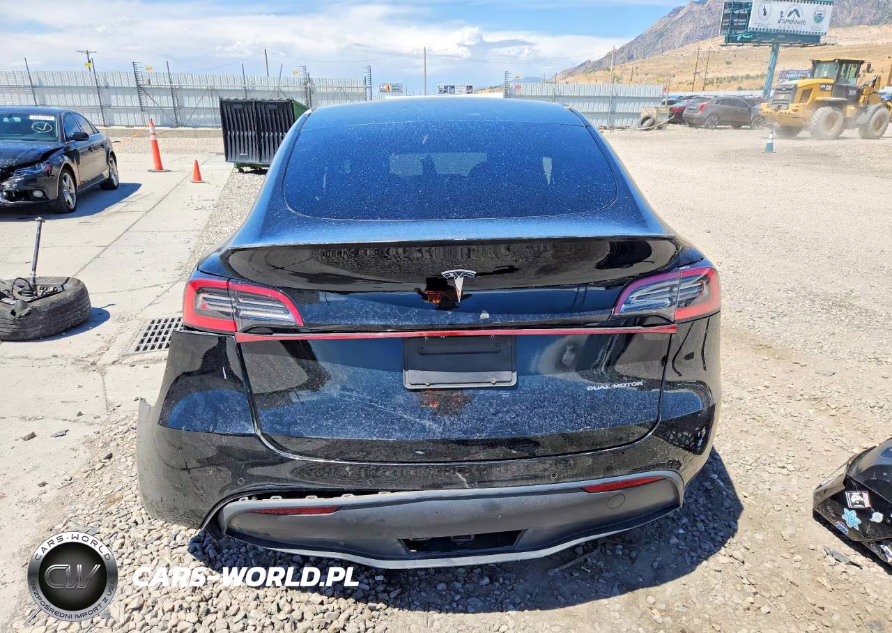 2021 Tesla Model Y VIN:5YJYGDEE4MF080548 - 6