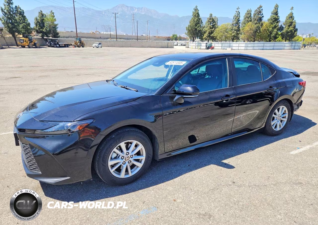 2025 Toyota Camry Le
