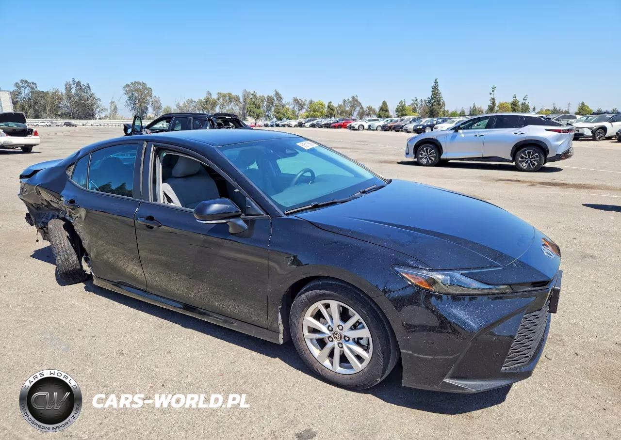 2025 Toyota Camry Le VIN:4T1DAACK3SU064462 - 4