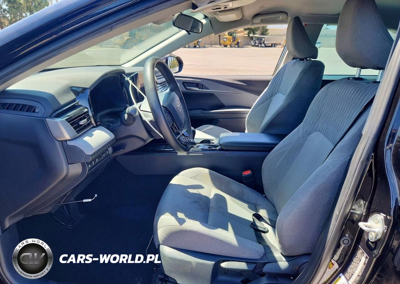 2025 Toyota Camry Le VIN:4T1DAACK3SU064462 - 7
