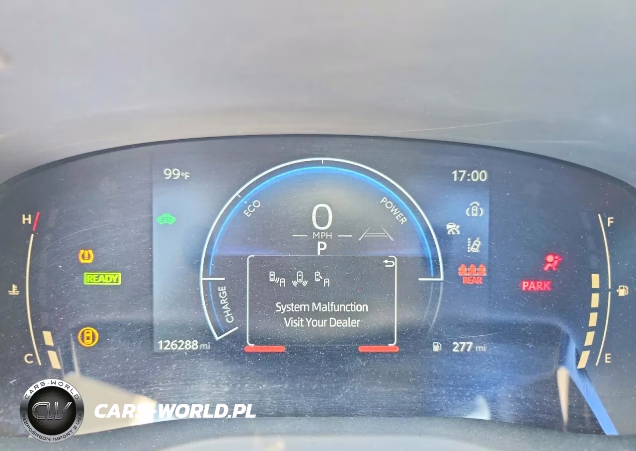 2025 Toyota Camry Le VIN:4T1DAACK3SU064462 - 9