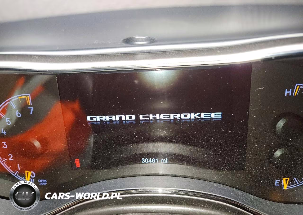 2021 Jeep Grand Cherokee Limited VIN:1C4RJFBG3MC828386 - 9
