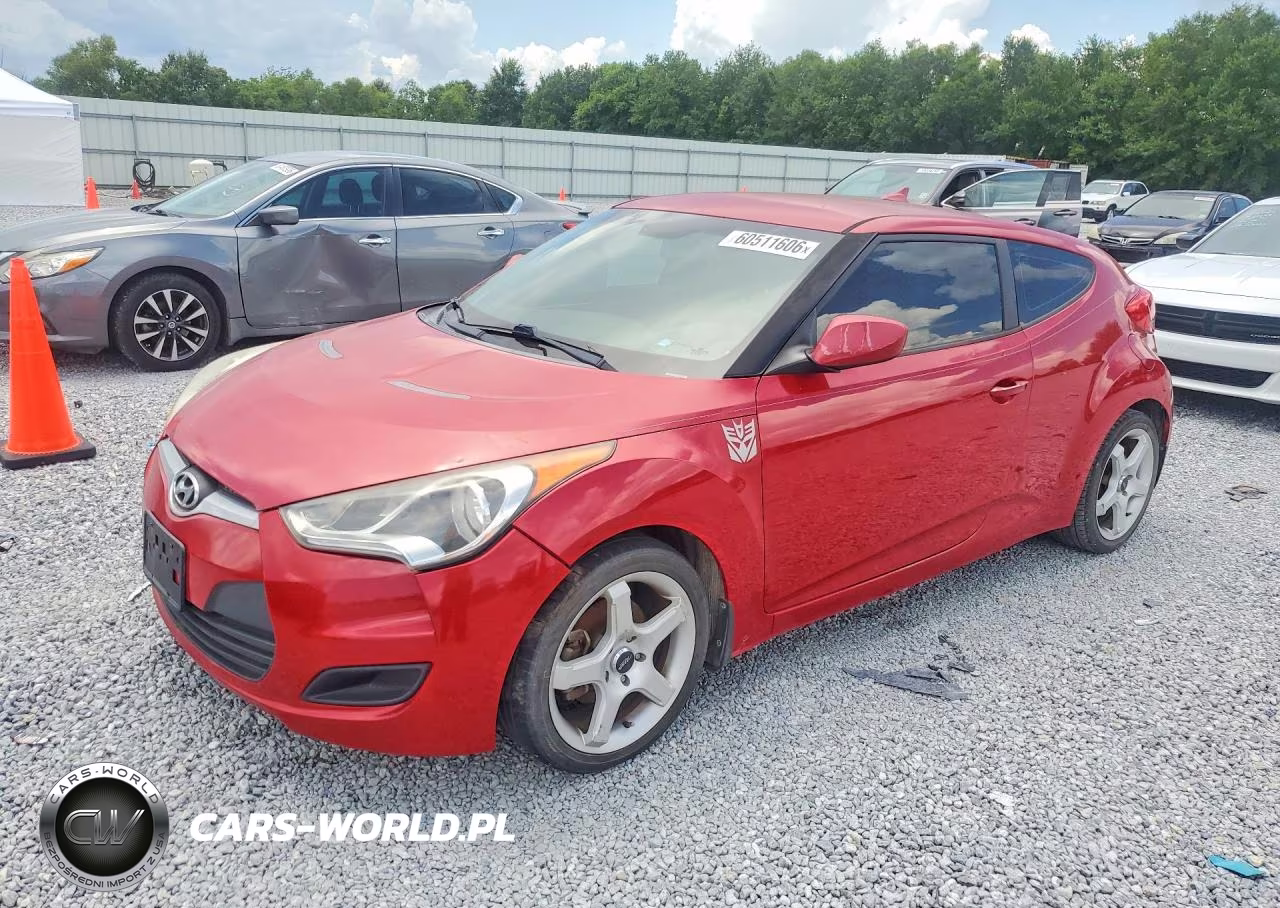 2013 Hyundai Veloster Base – zdjęcie 1 z 12
