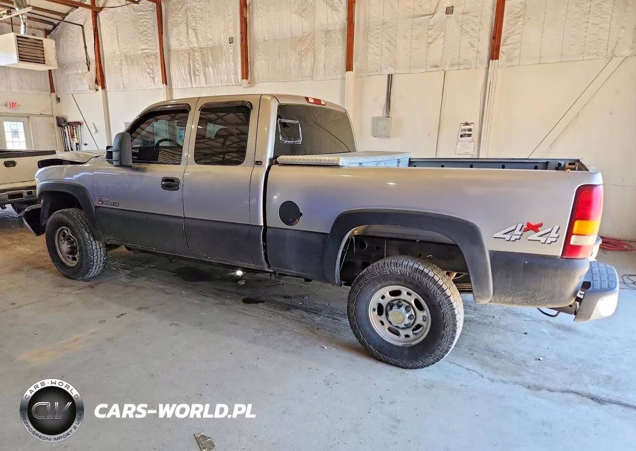 2001 Chevrolet Silverado K2500 Heavy Duty VIN:1GCHK29141E305445 - 2