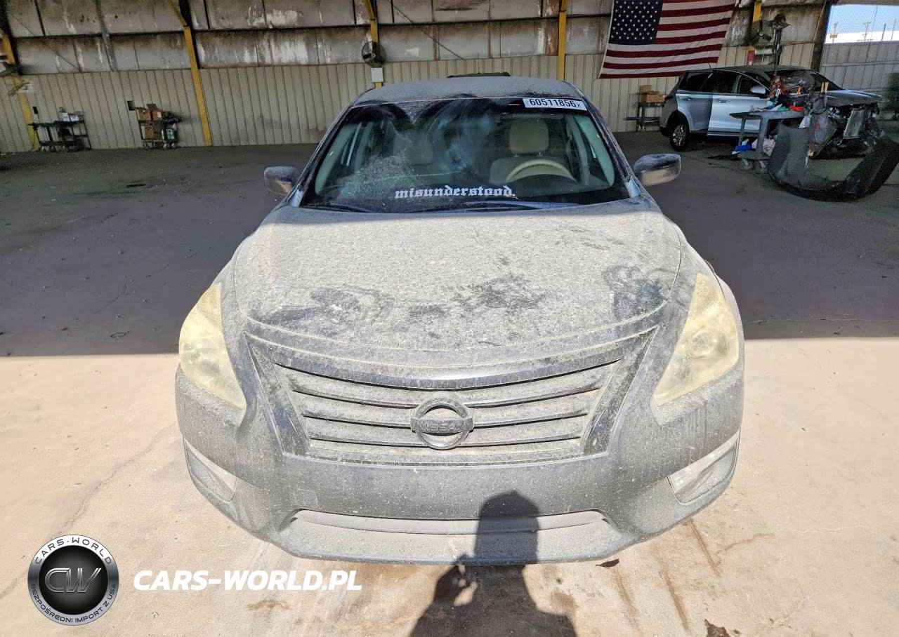 2014 Nissan Altima 2.5 S VIN:1N4AL3AP9EC179918 - 5