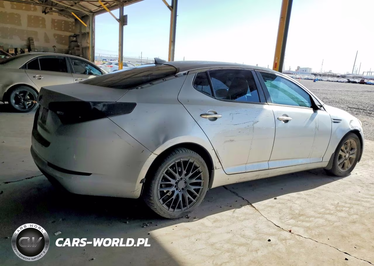 2013 Kia Optima Lx VIN:5XXGM4A76DG244505 - 3