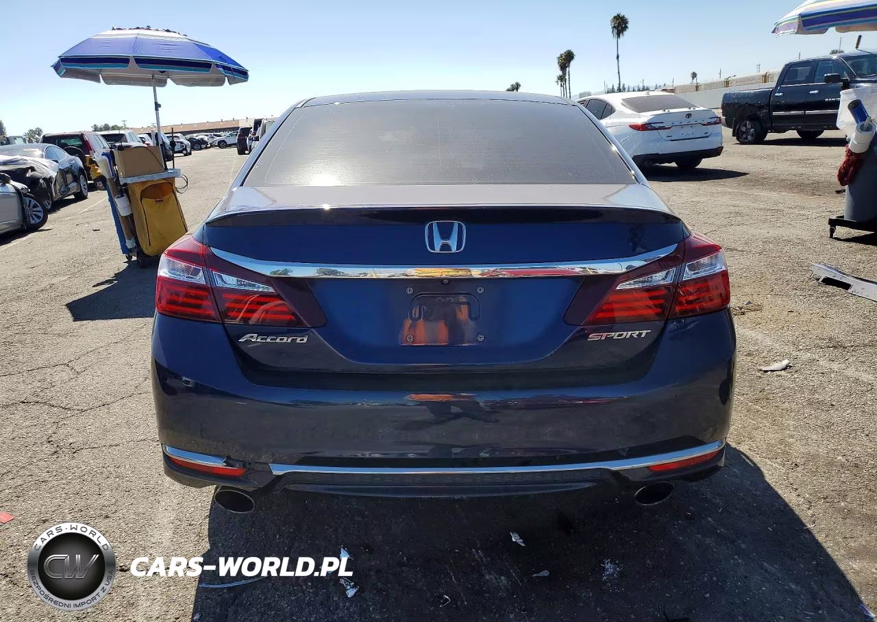 2017 Honda Accord Sport VIN:1HGCR2F5XHA128335 - 6