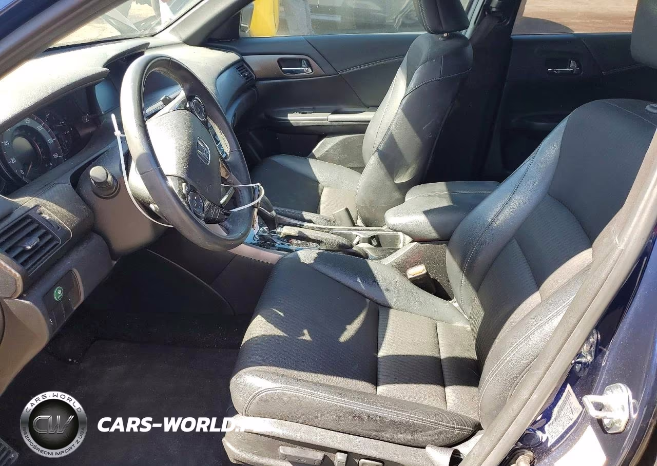 2017 Honda Accord Sport VIN:1HGCR2F5XHA128335 - 7