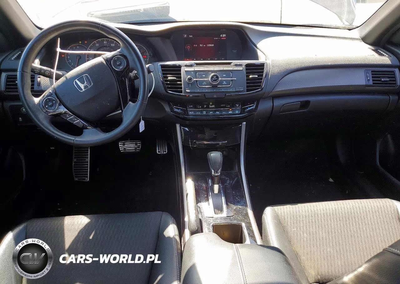 2017 Honda Accord Sport VIN:1HGCR2F5XHA128335 - 8