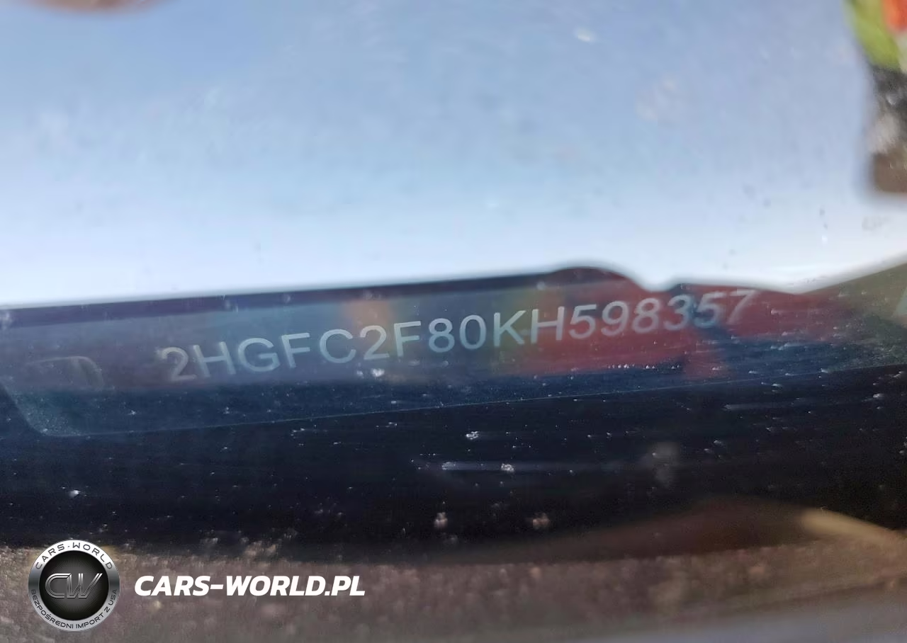 2019 Honda Civic Sport VIN:2HGFC2F80KH598357 - 12