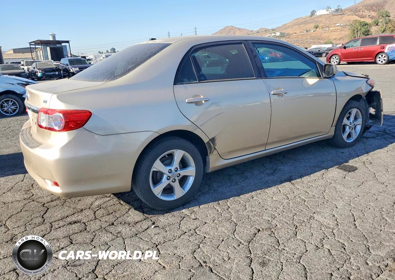 2012 Toyota Corolla Le VIN:5YFBU4EE2CP030278 - 3