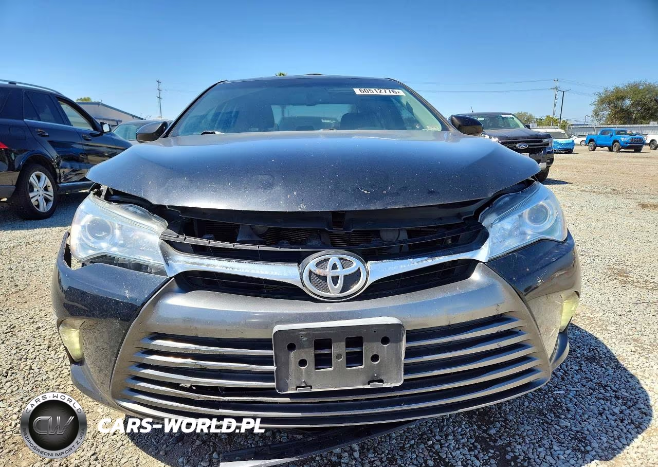 2015 Toyota Camry Xle VIN:4T4BF1FKXFR507366 - 5