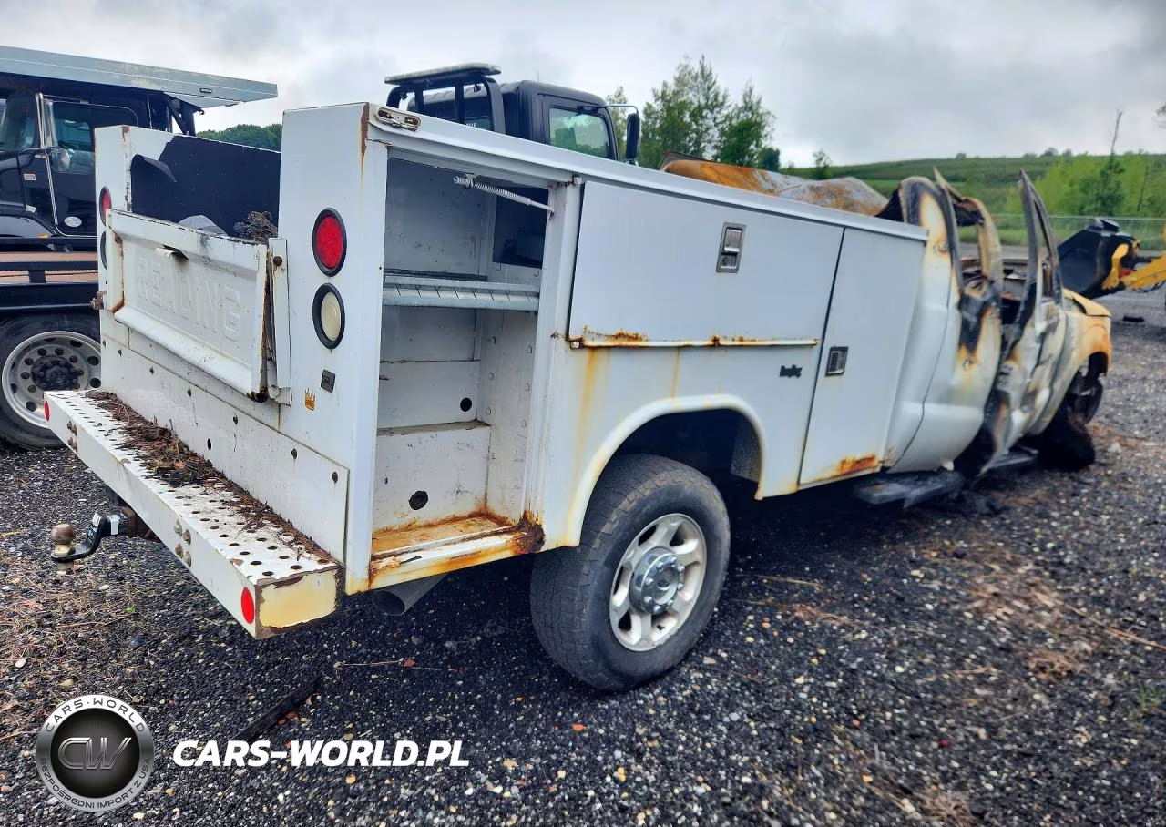 2015 Ford F350 Super Duty VIN:1FT8X3B60FEB66337 - 3