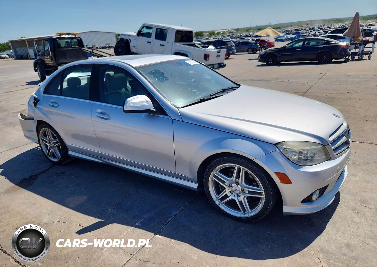 2008 Mercedes-Benz C 350 VIN:WDDGF56X08F016082 - 4