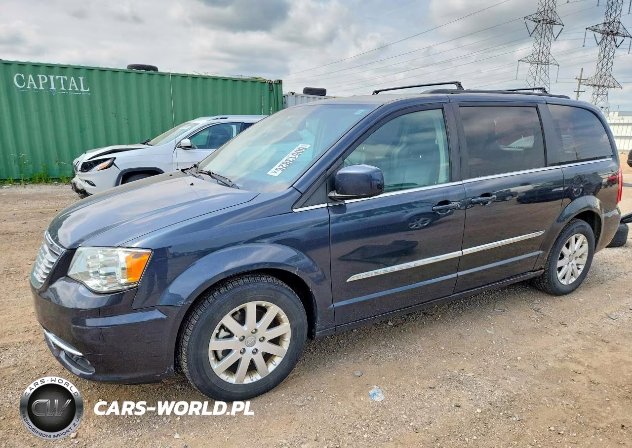 2014 Chrysler Town & Country Touring – zdjęcie 1 z 12
