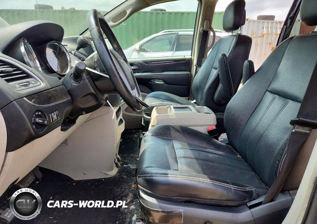 2014 Chrysler Town & Country Touring VIN:2C4RC1BG1ER212238 - 7
