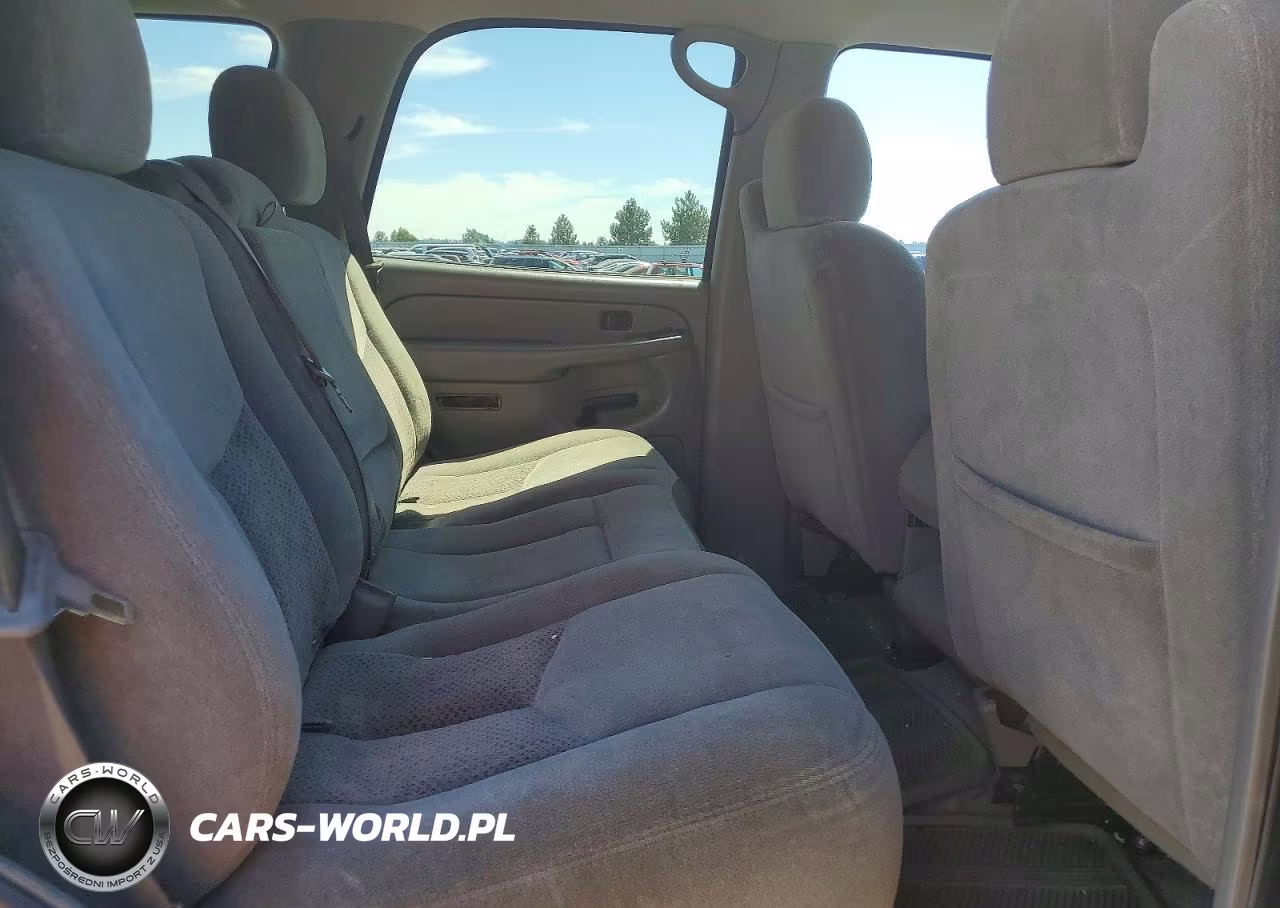 2004 Chevrolet Tahoe K1500 VIN:1GNEK13V84J112114 - 11