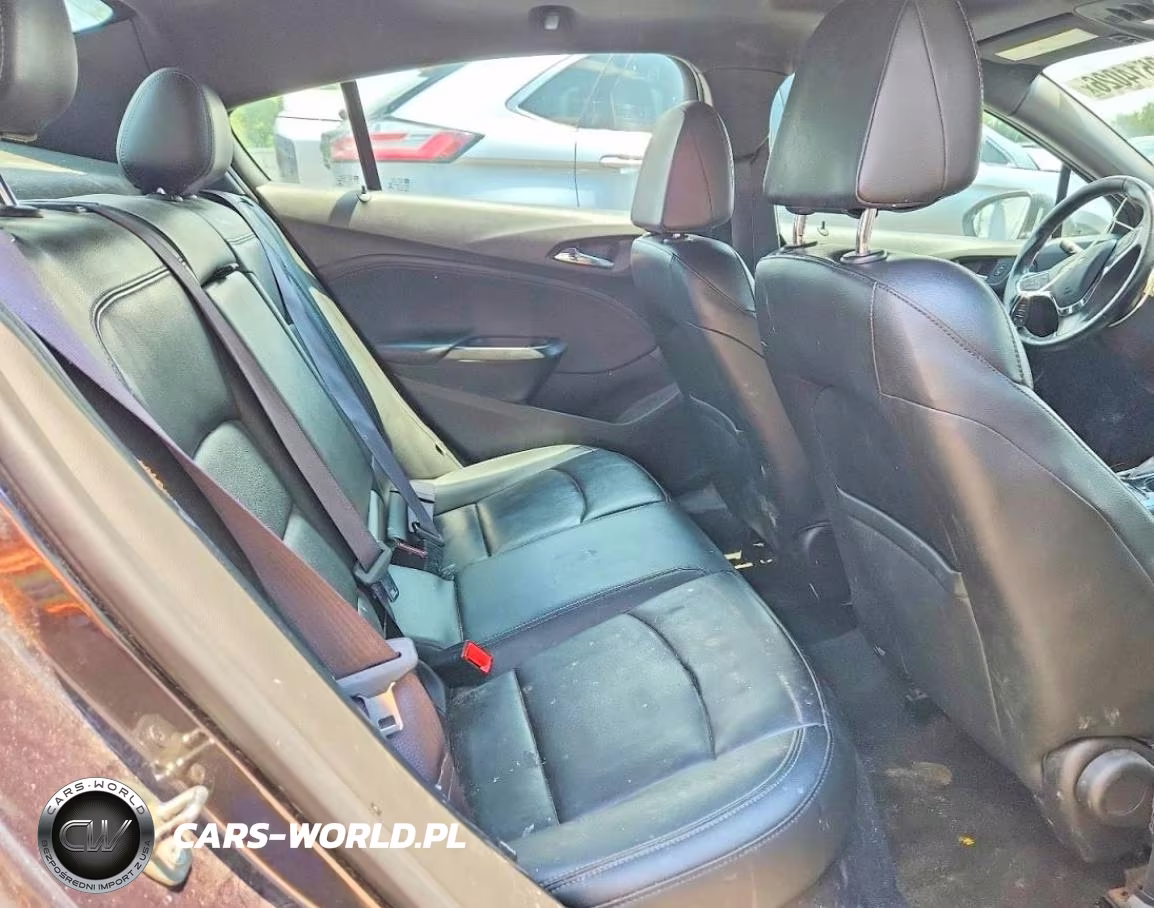 2016 Chevrolet Cruze Premier VIN:1G1BG5SM7G7258737 - 10